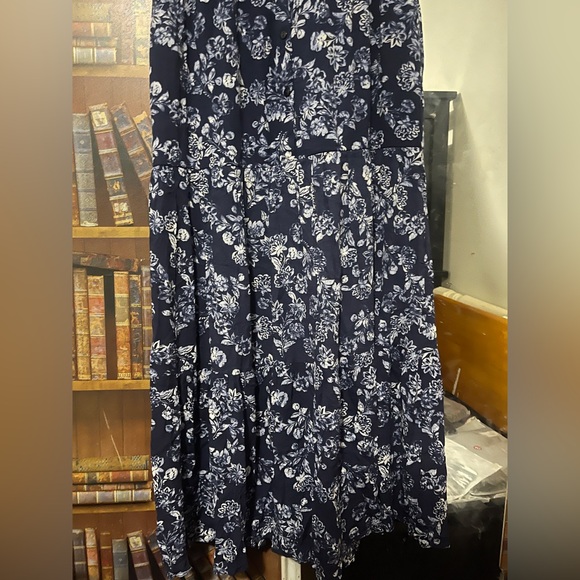 New NY Collection Women’s white floral sleeveless, button-down maxi dress - Picture 3 of 4